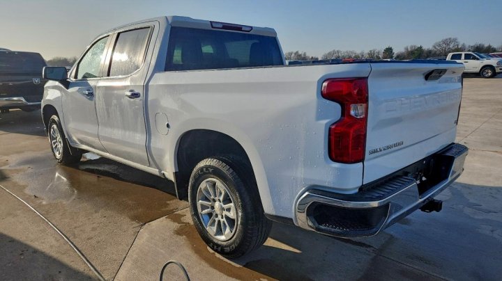 Chevrolet Silverado  2021