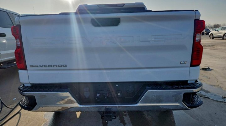 Chevrolet Silverado  2021