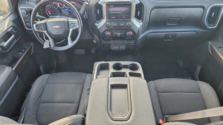 Chevrolet Silverado  2021