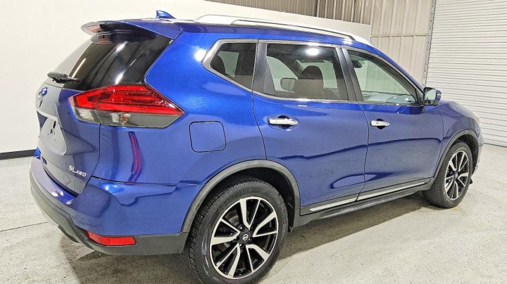 Nissan ROGUE  2017