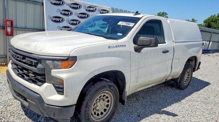Chevrolet Silverado  2023