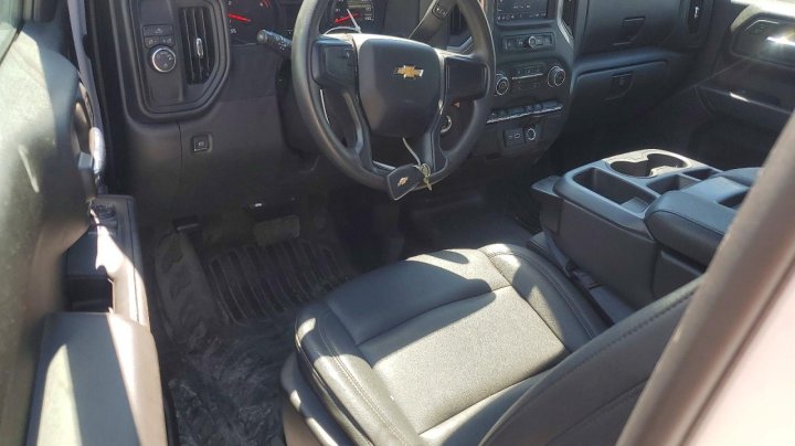 Chevrolet Silverado  2023
