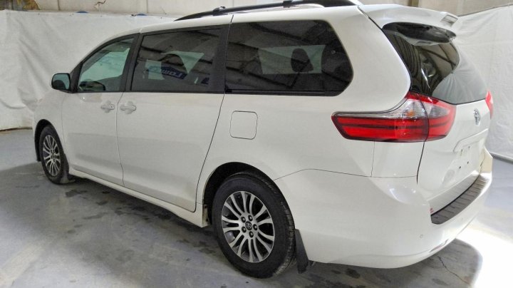 Toyota SIENNA  2020