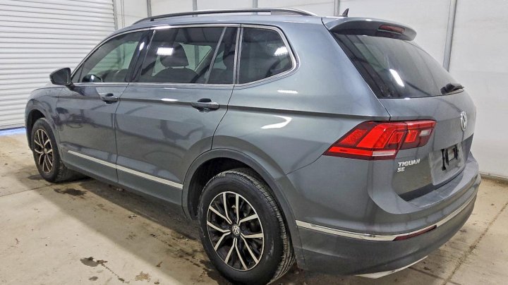 Volkswagen Tiguan  2021
