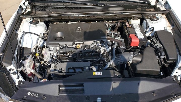 Toyota Camry  2021