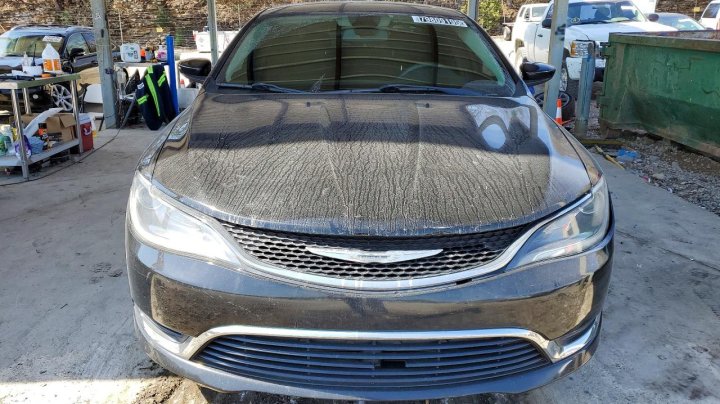 CHRYSLER 200  2016