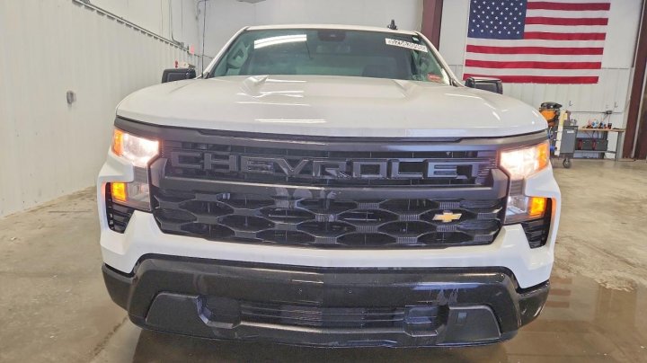Chevrolet Silverado  2023