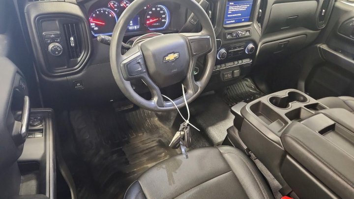 Chevrolet Silverado  2023