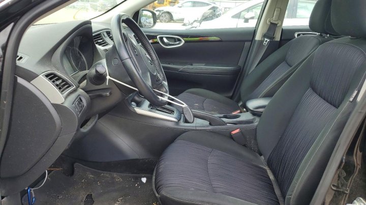 Nissan Sentra  2019