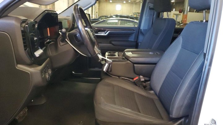 Chevrolet Silverado  2022