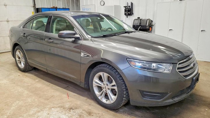 Ford TAURUS  2019
