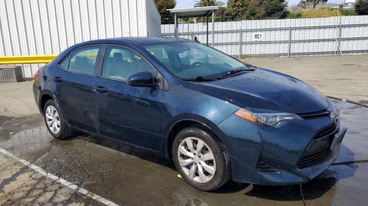 Toyota Corolla  2018