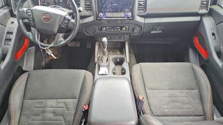 Nissan Frontier  2022