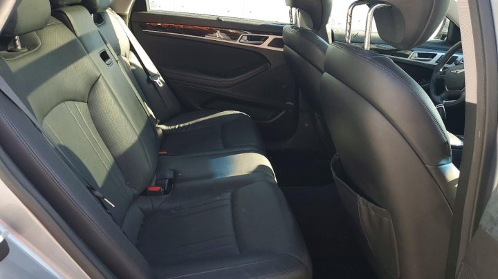 Genesis G80  2017