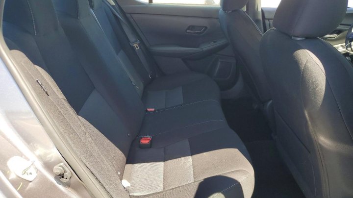 Nissan Sentra  2025