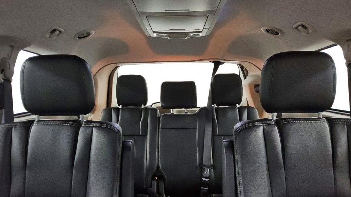 CHRYSLER TOWN  2016