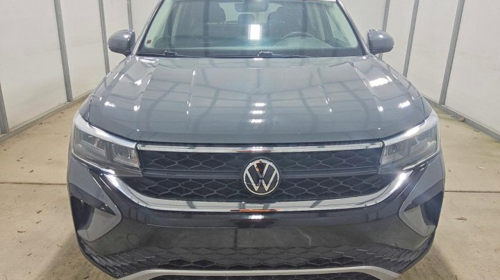 Volkswagen TAOS  2024