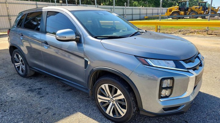 Mitsubishi Outlander  2022