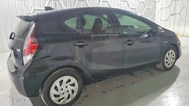 Toyota Prius  2016