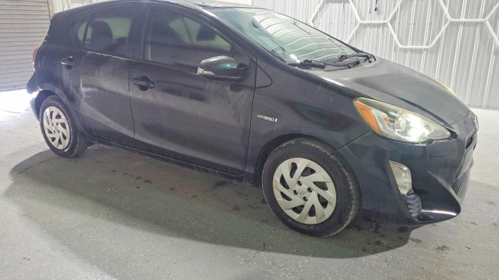 Toyota Prius  2016