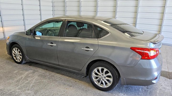 Nissan Sentra  2017