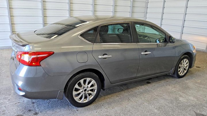 Nissan Sentra  2017
