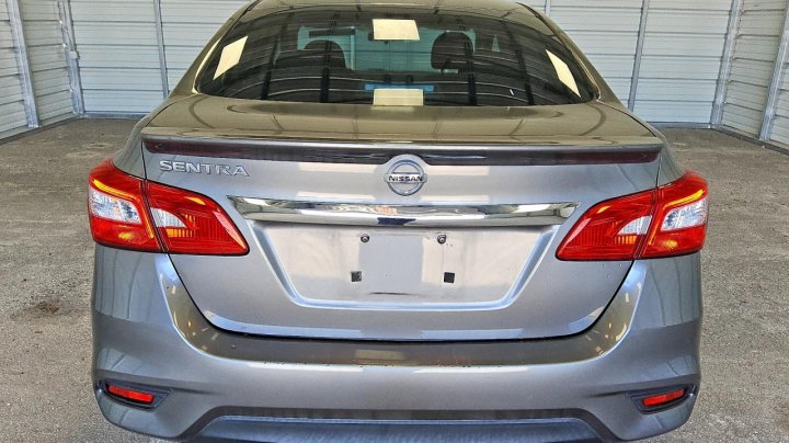 Nissan Sentra  2017