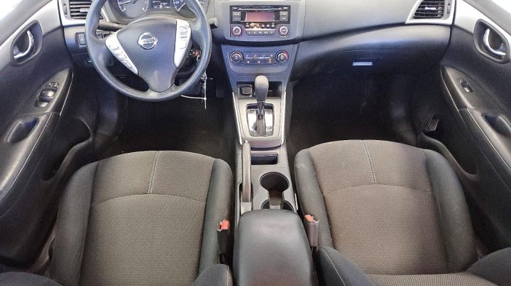 Nissan Sentra  2017