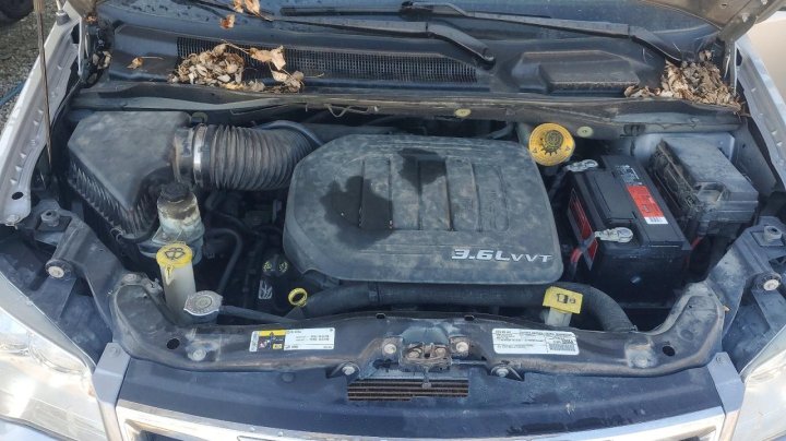 CHRYSLER TOWN  2016
