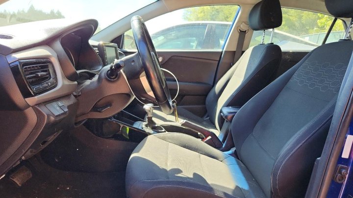 KIA RIO  2018