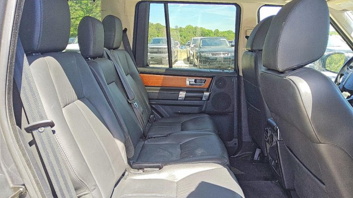 Land Rover LR4  2015