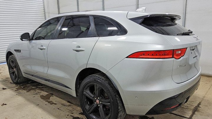 Jaguar F-Pace  2018