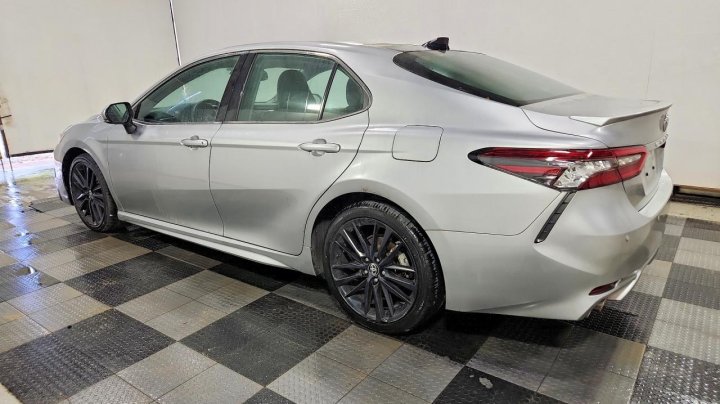 Toyota Camry  2023