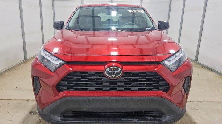 Toyota RAV4  2025