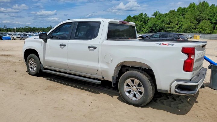 Chevrolet Silverado  2022