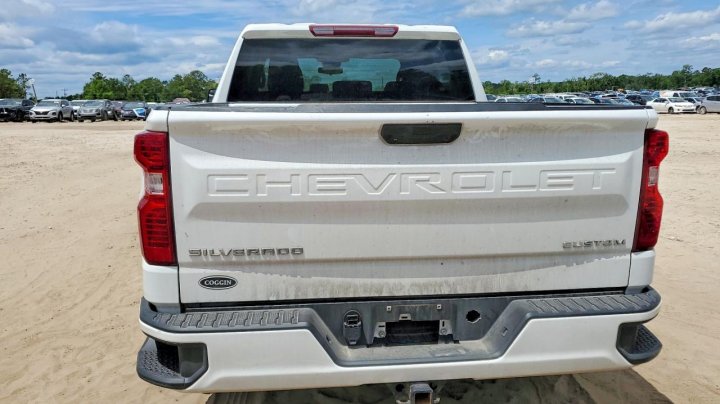 Chevrolet Silverado  2022