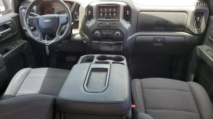 Chevrolet Silverado  2022