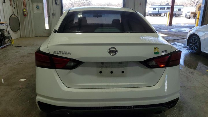 NISS ALTIMA  2019