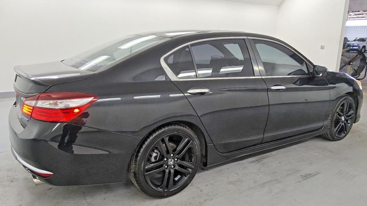 Honda Accord  2017