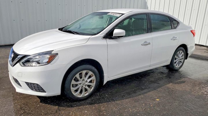 Nissan Sentra  2019