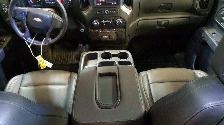 Chevrolet Silverado  2023