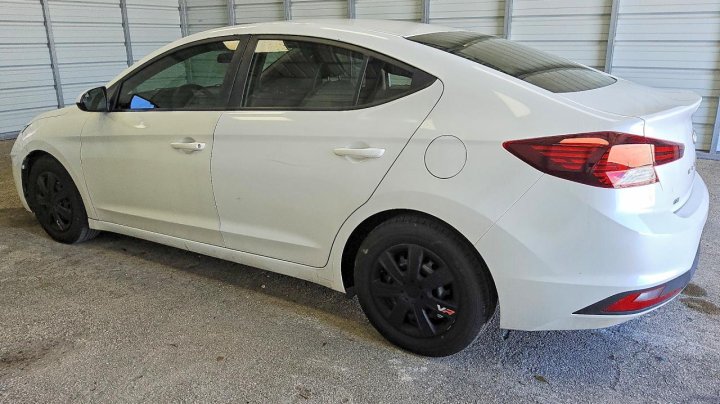 Hyundai Elantra  2019