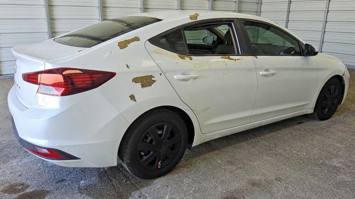 Hyundai Elantra  2019