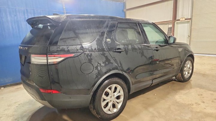 Land Rover Discovery  2020