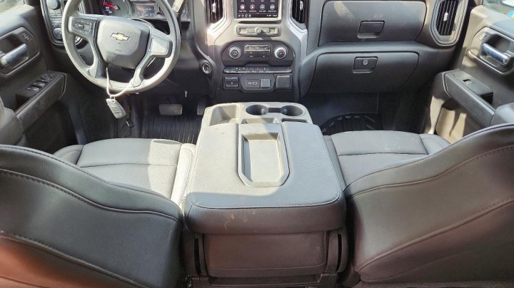 Chevrolet Silverado  2023