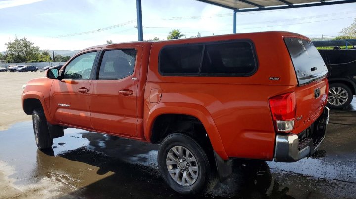 Toyota TACOMA  2017