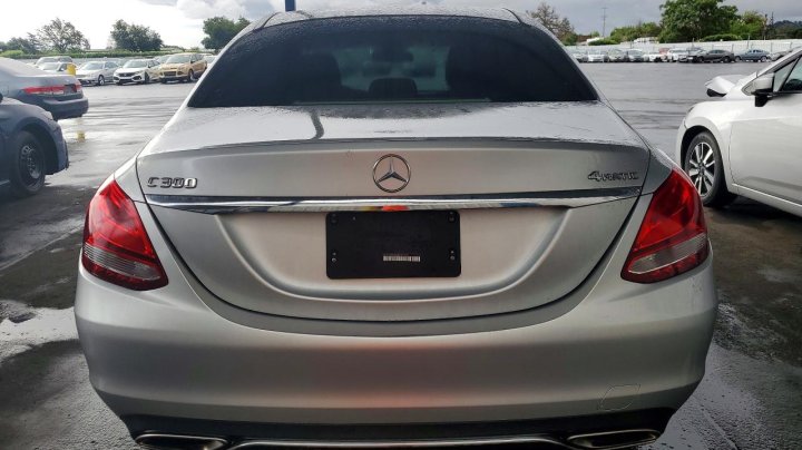 Mercedes-Benz C  2018