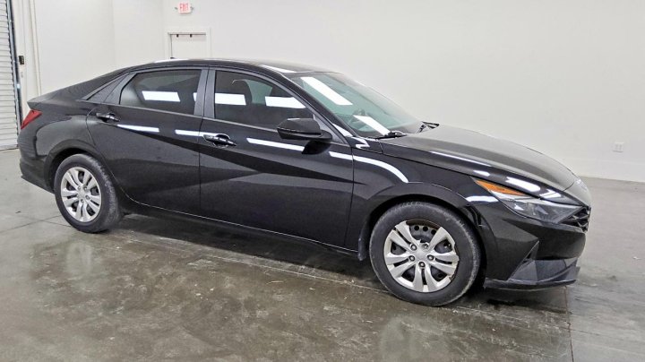 Hyundai Elantra  2023