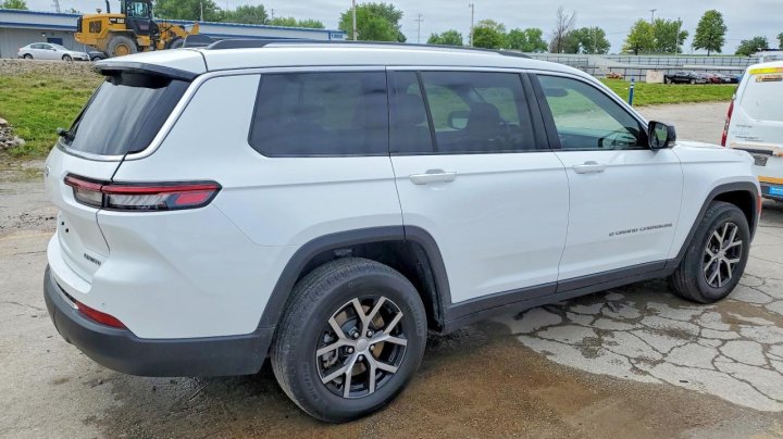 JEEP GRAND  2023