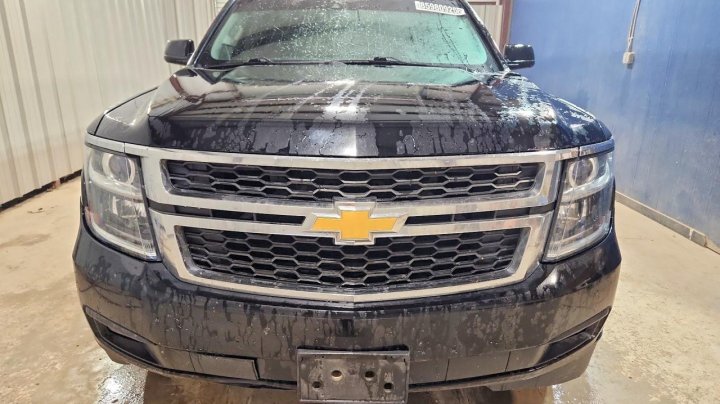 Chevrolet Suburban  2015